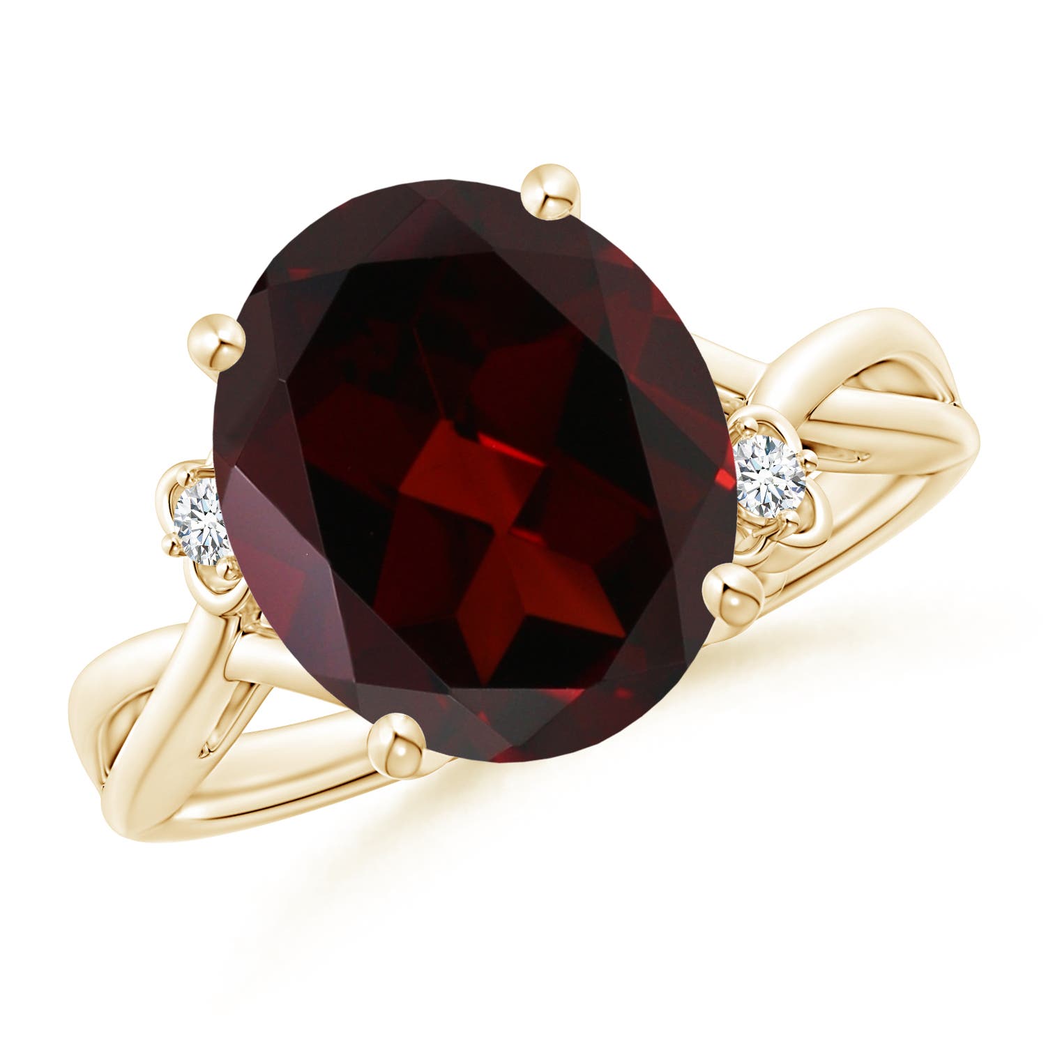 A - Garnet / 5.2 CT / 14 KT Yellow Gold