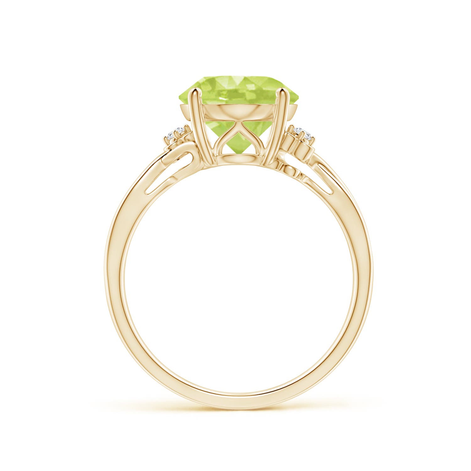 A - Peridot / 3.94 CT / 14 KT Yellow Gold