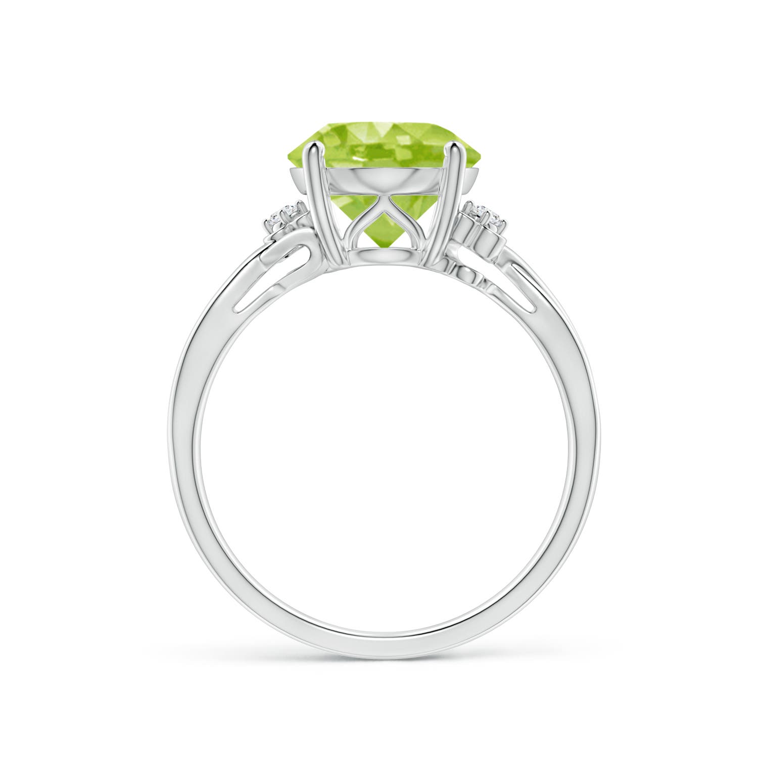 AA - Peridot / 3.94 CT / 14 KT White Gold