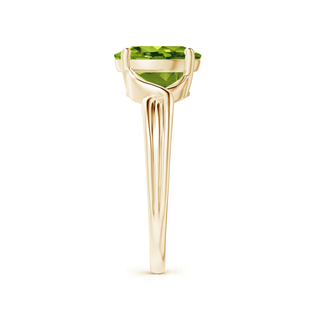 9x7mm AAAA Classic Oval Peridot Criss-Cross Cocktail Ring in Yellow Gold Side 2