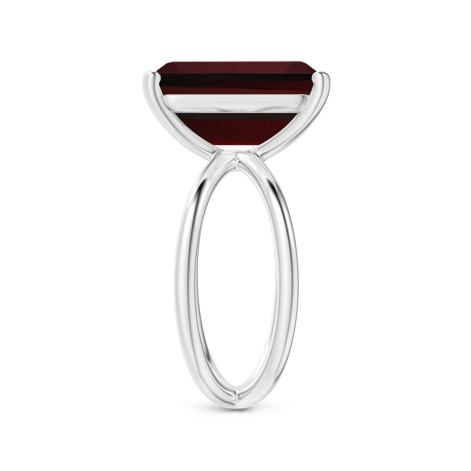 AAA - Garnet / 8.5 CT / 14 KT White Gold