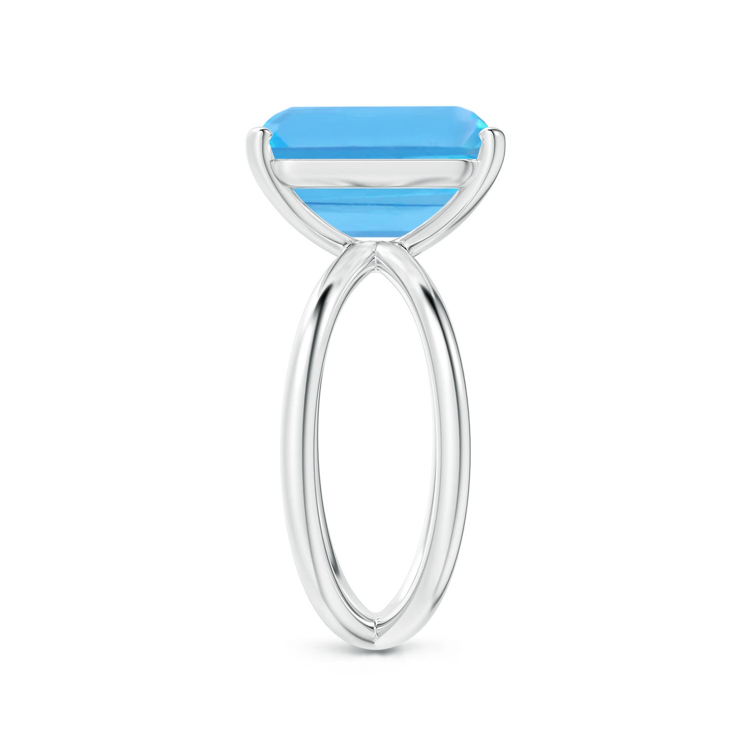 AA - Swiss Blue Topaz / 7.2 CT / 14 KT White Gold