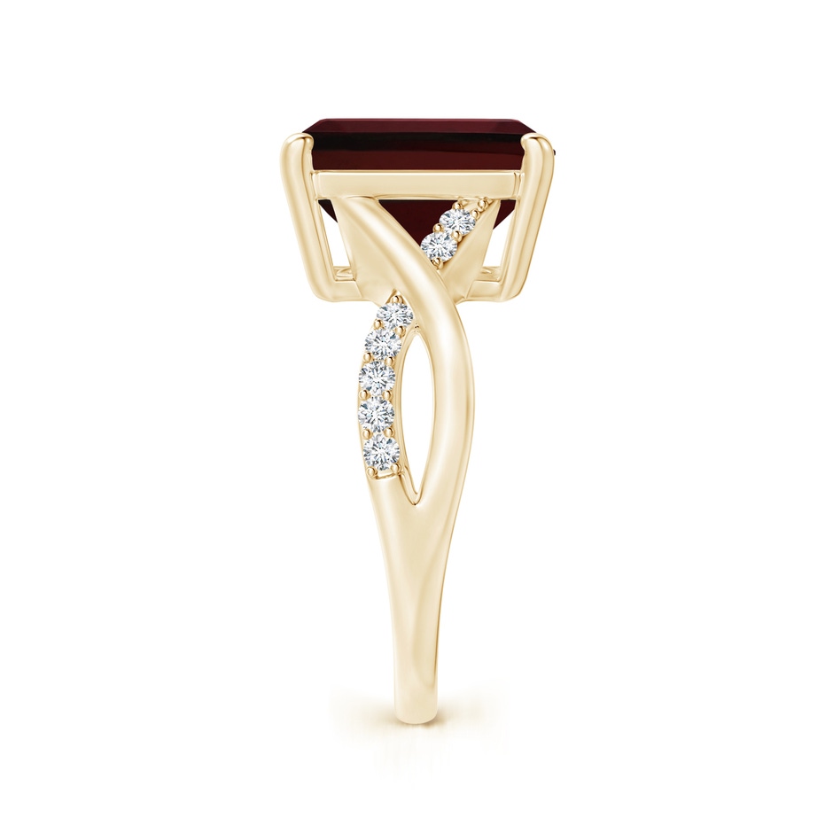 12x10mm AAA Emerald-Cut Garnet Crossover Shank Cocktail Ring in Yellow Gold side 2