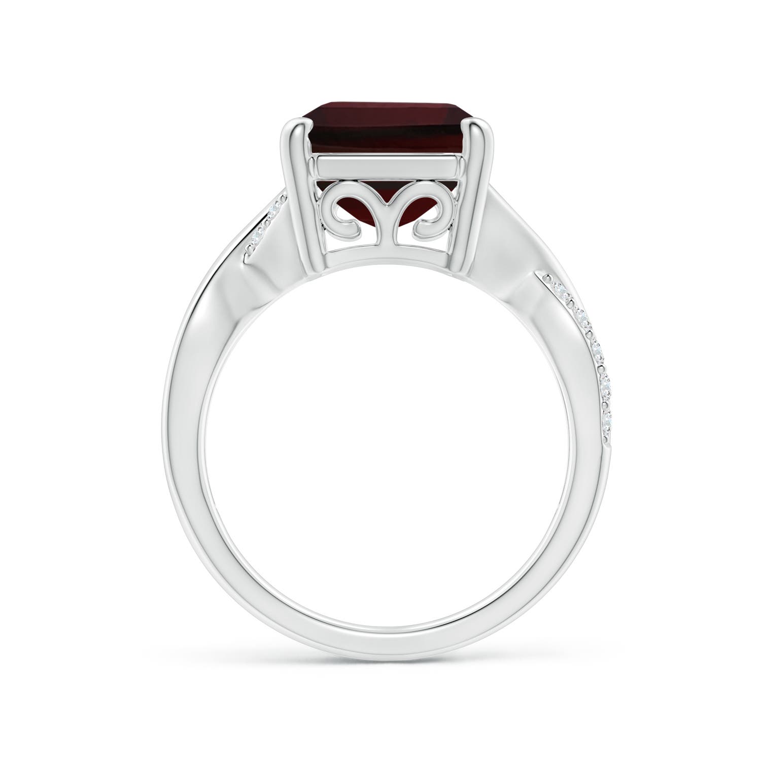 A - Garnet / 8.7 CT / 14 KT White Gold