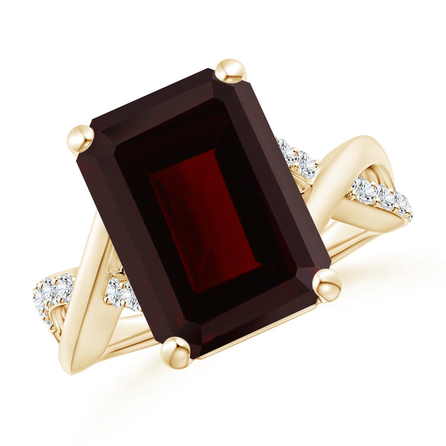 A - Garnet / 8.7 CT / 14 KT Yellow Gold