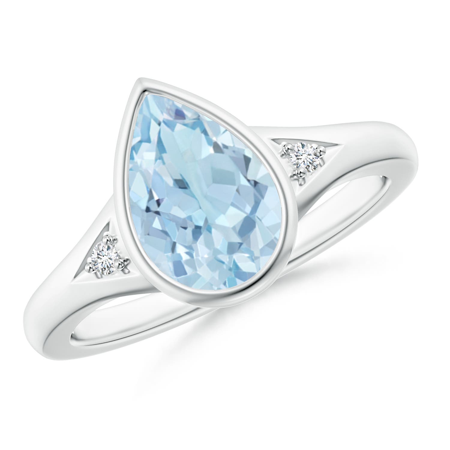 AA - Aquamarine / 1.62 CT / 14 KT White Gold