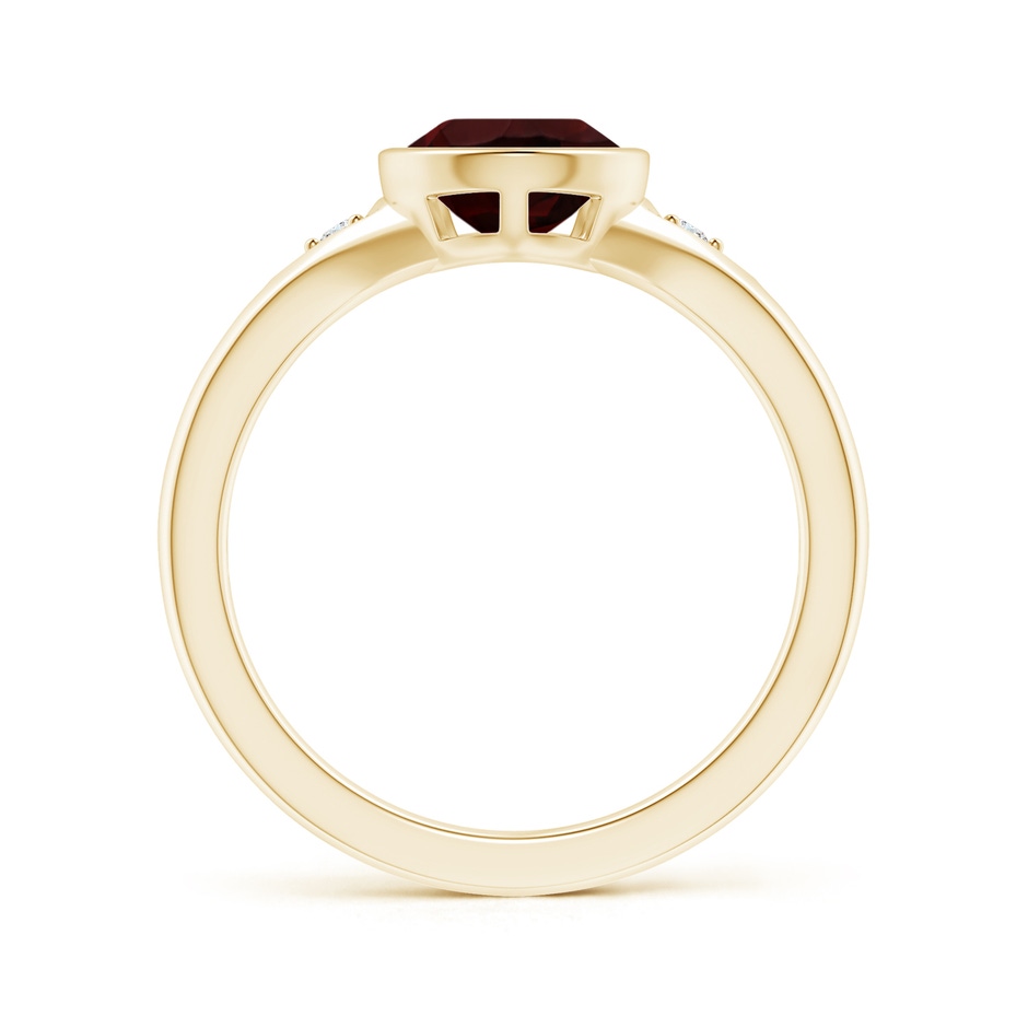 10x7mm A Bezel-Set Pear-Shaped Garnet Ring with Diamonds in Yellow Gold side 199