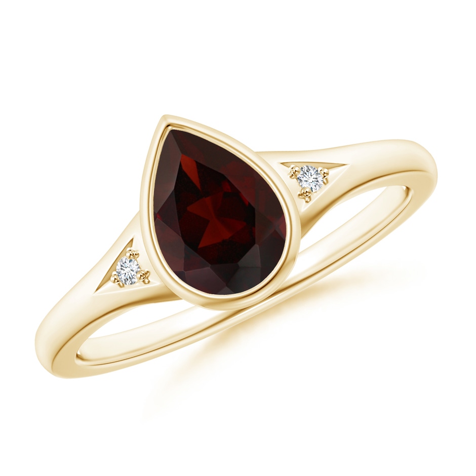 8x6mm A Bezel-Set Pear-Shaped Garnet Ring with Diamonds in Yellow Gold 