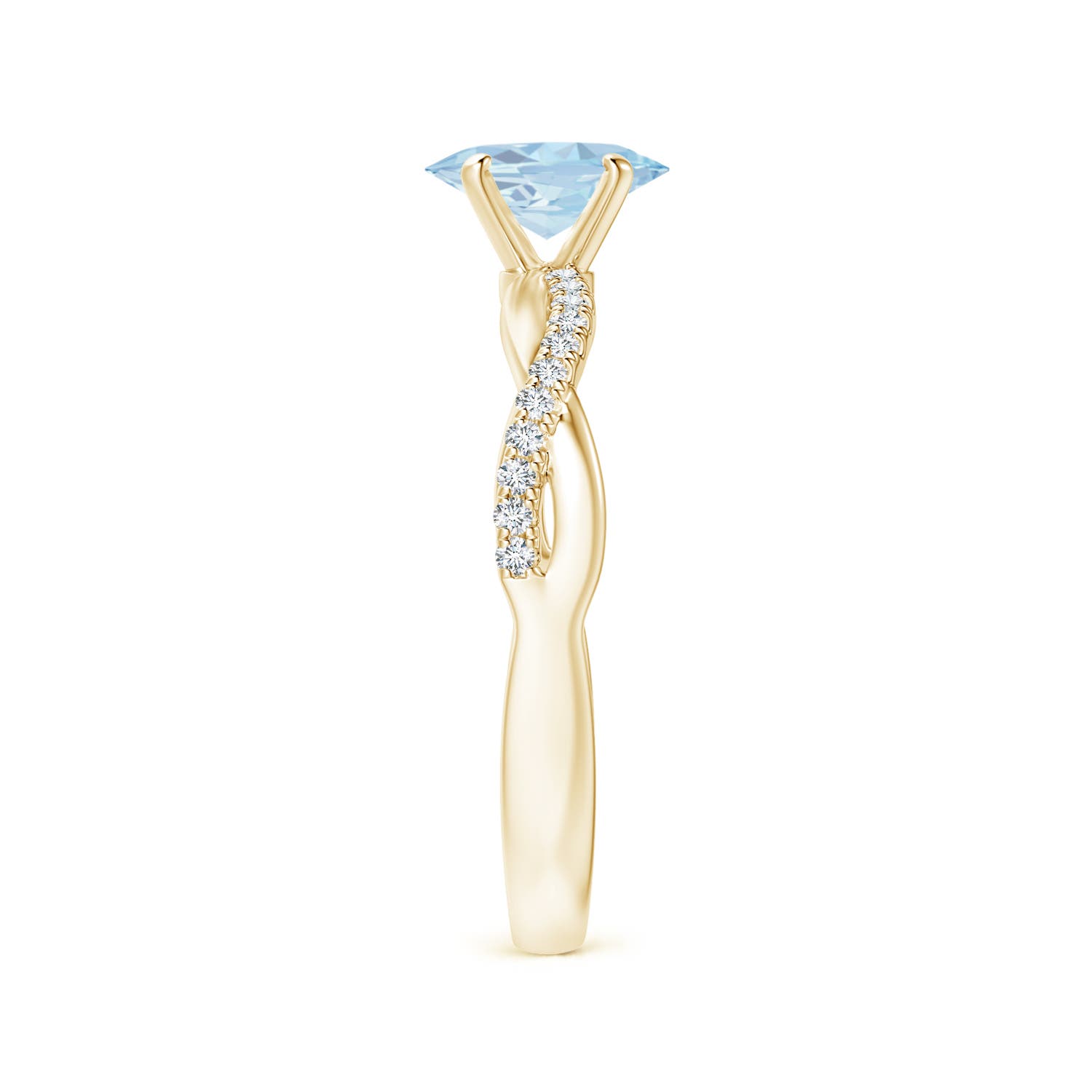 A - Aquamarine / 0.71 CT / 14 KT Yellow Gold