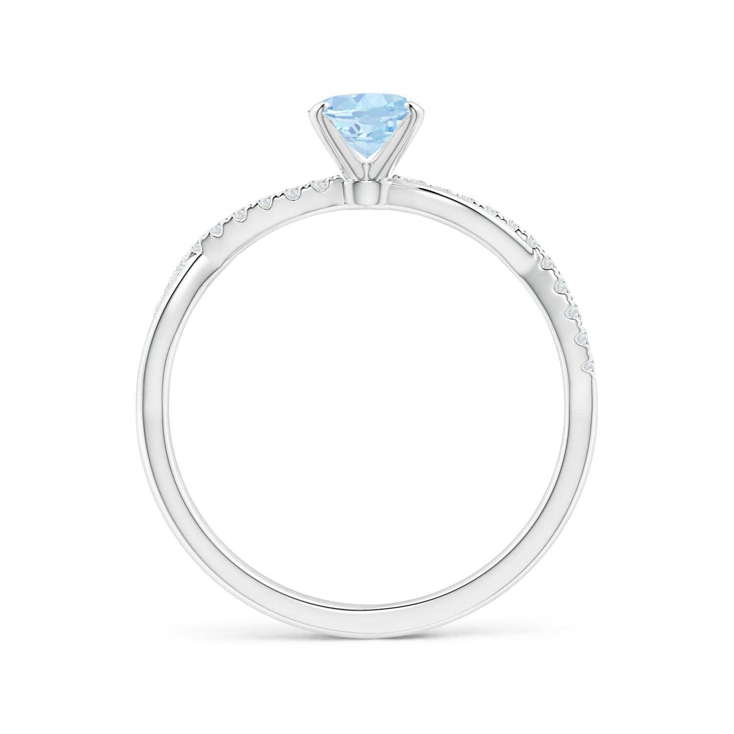 AA - Aquamarine / 0.71 CT / 14 KT White Gold