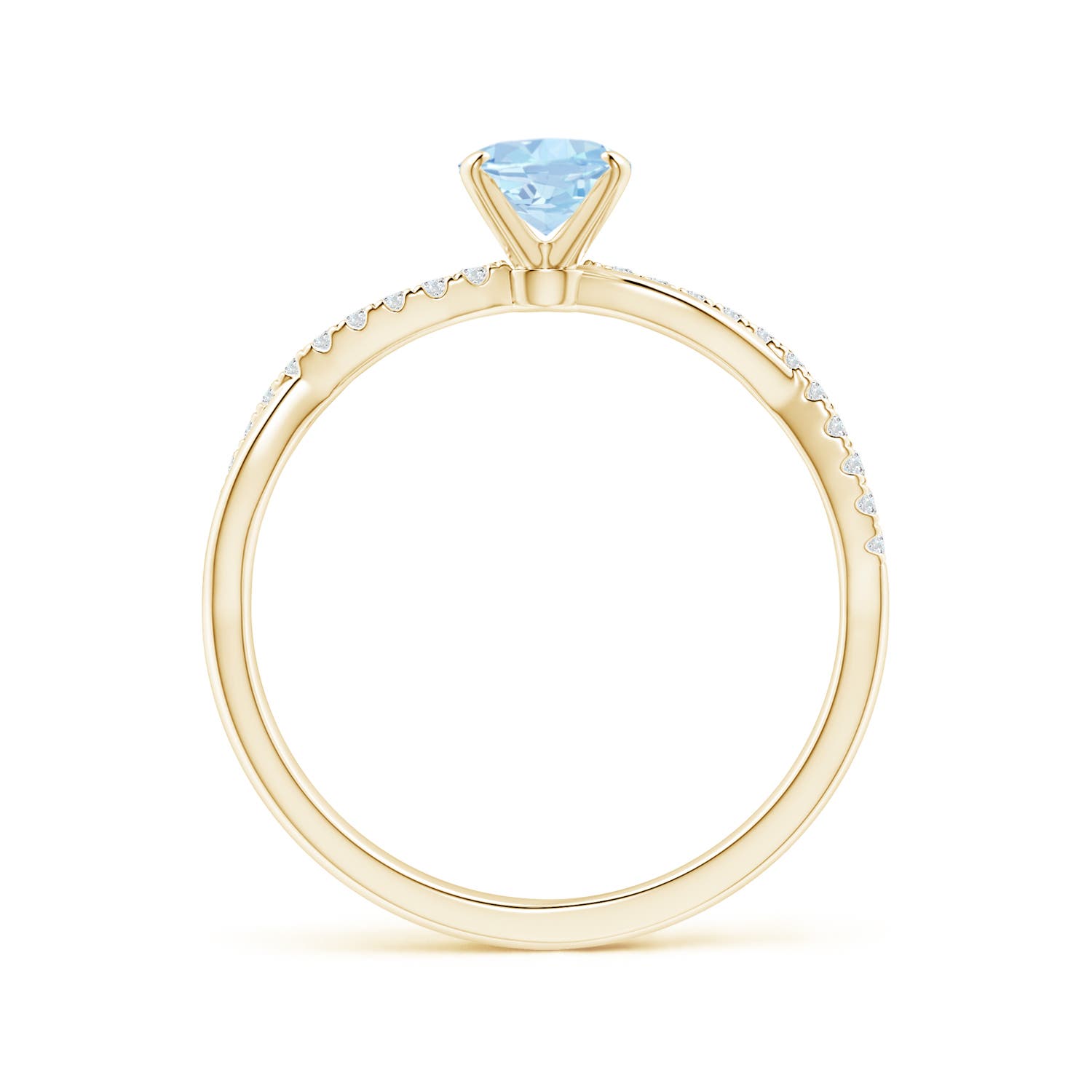 AA - Aquamarine / 0.71 CT / 14 KT Yellow Gold