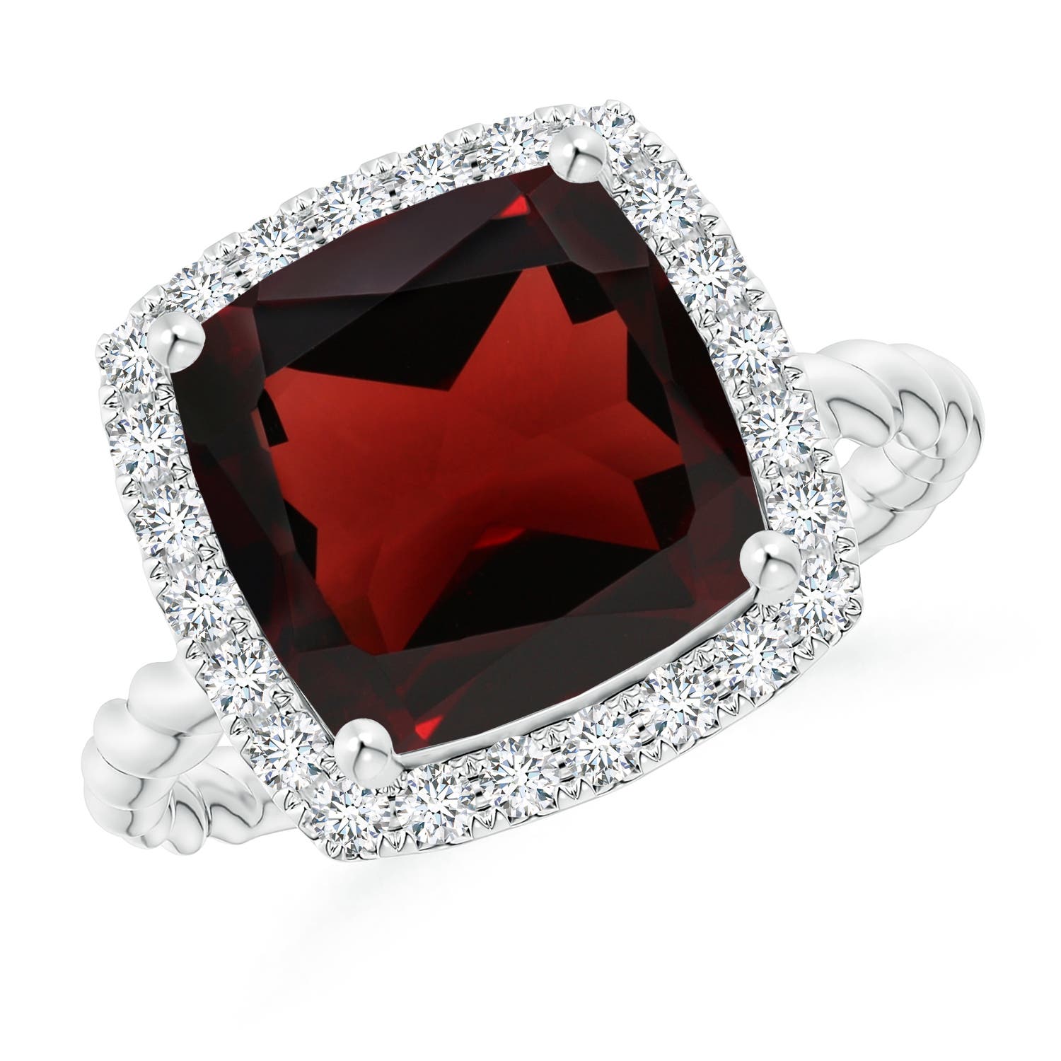 AA - Garnet / 4.54 CT / 14 KT White Gold