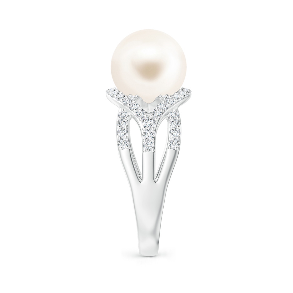 10mm AAA Freshwater Pearl Criss-Cross Shank Ring in White Gold side 2