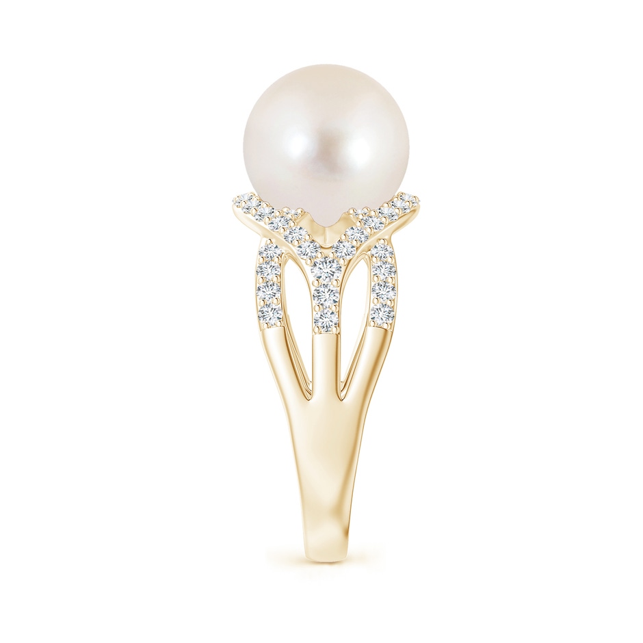 10mm AAAA Freshwater Pearl Criss-Cross Shank Ring in Yellow Gold side 2