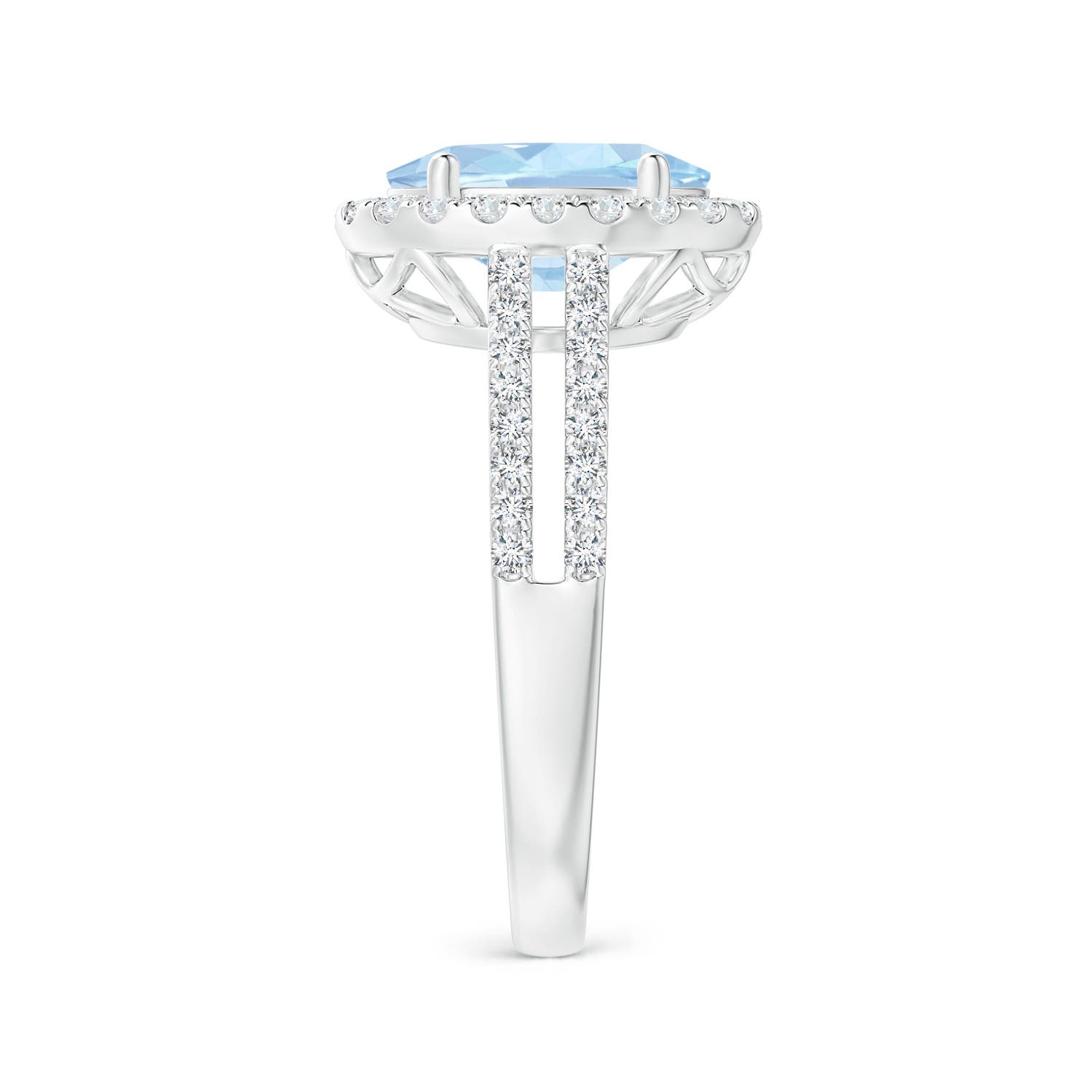 AA - Aquamarine / 2.7 CT / 14 KT White Gold