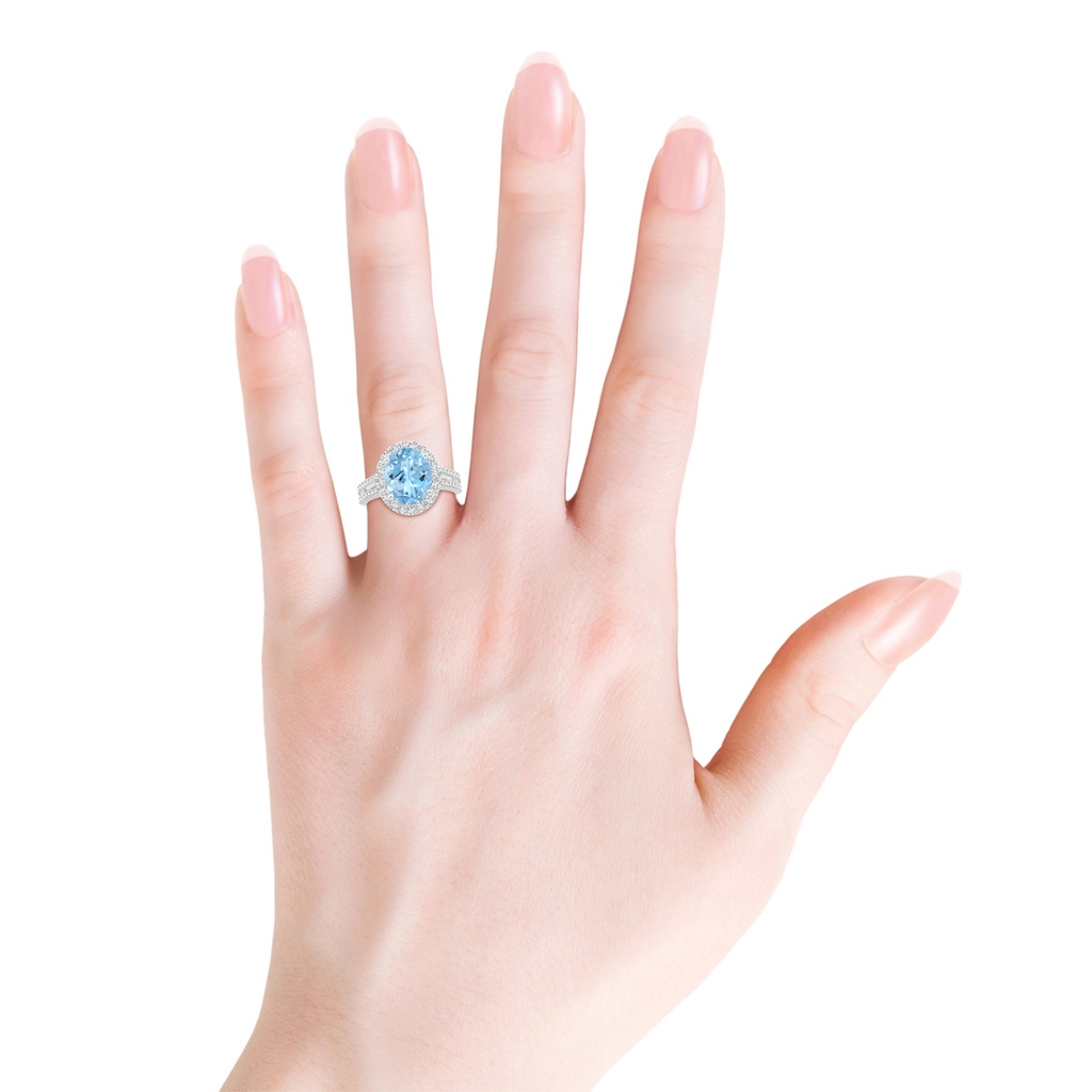 11x9mm AAAA Oval Aquamarine Split Shank Halo Ring with Diamonds in P950 Platinum Body-Hand