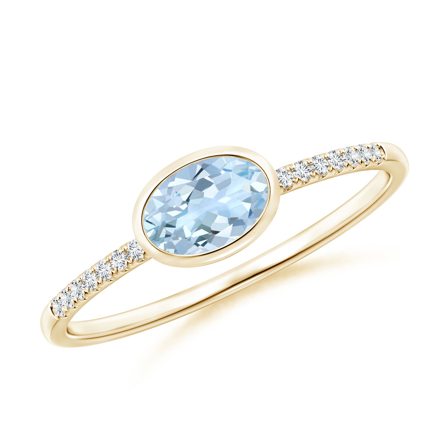 AA - Aquamarine / 0.45 CT / 14 KT Yellow Gold