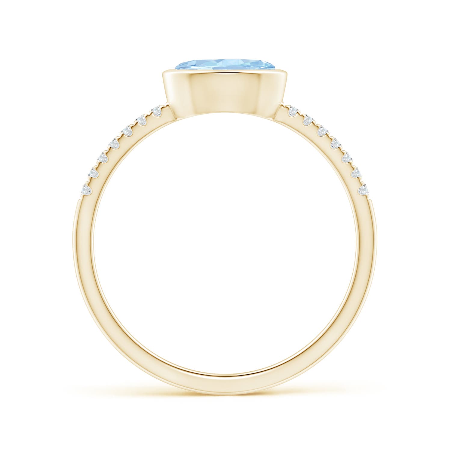 AA - Aquamarine / 0.67 CT / 14 KT Yellow Gold