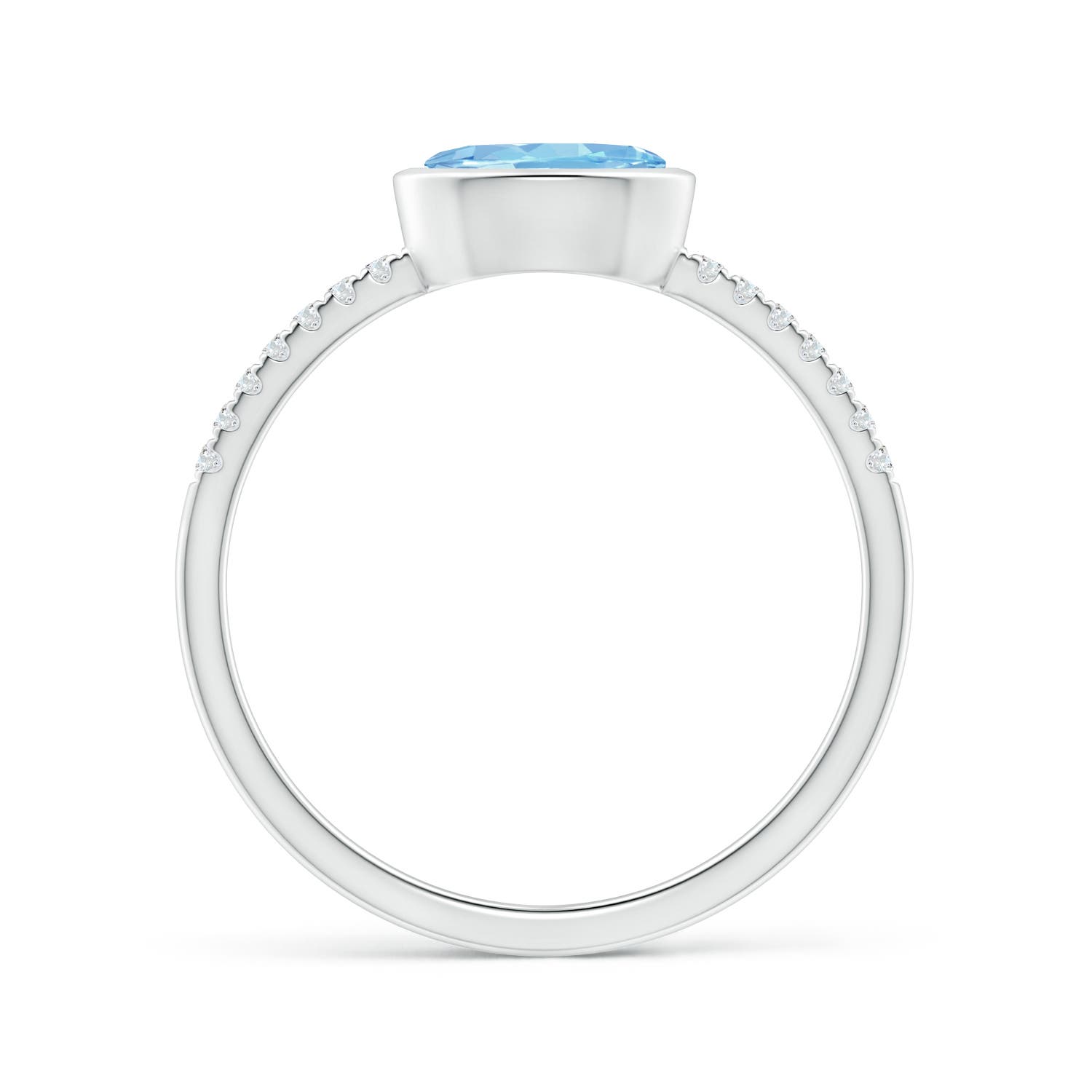 AAAA - Aquamarine / 0.67 CT / 14 KT White Gold