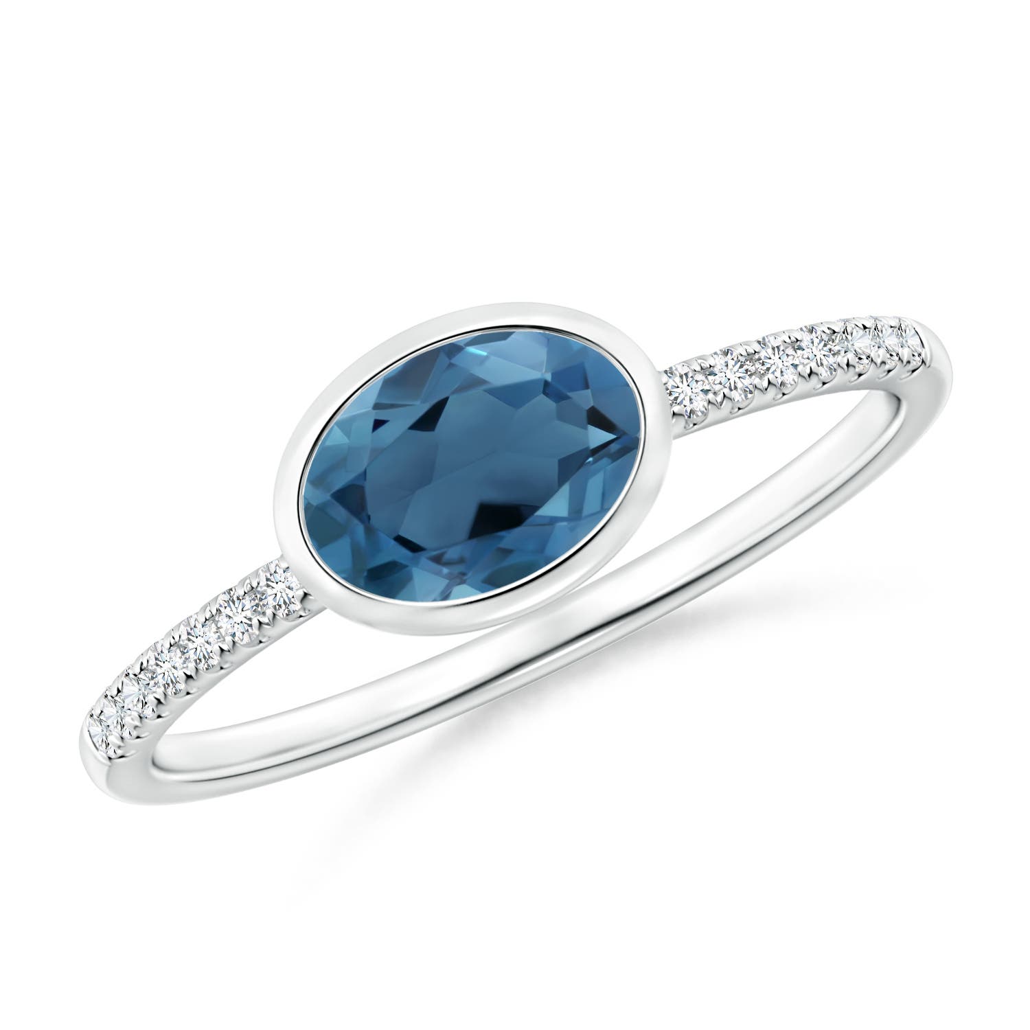 A - London Blue Topaz / 1.02 CT / 14 KT White Gold