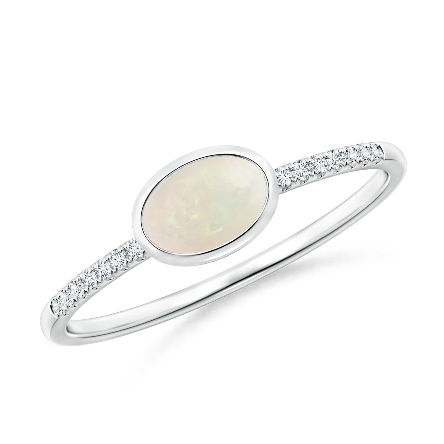 A - Opal / 0.32 CT / 14 KT White Gold