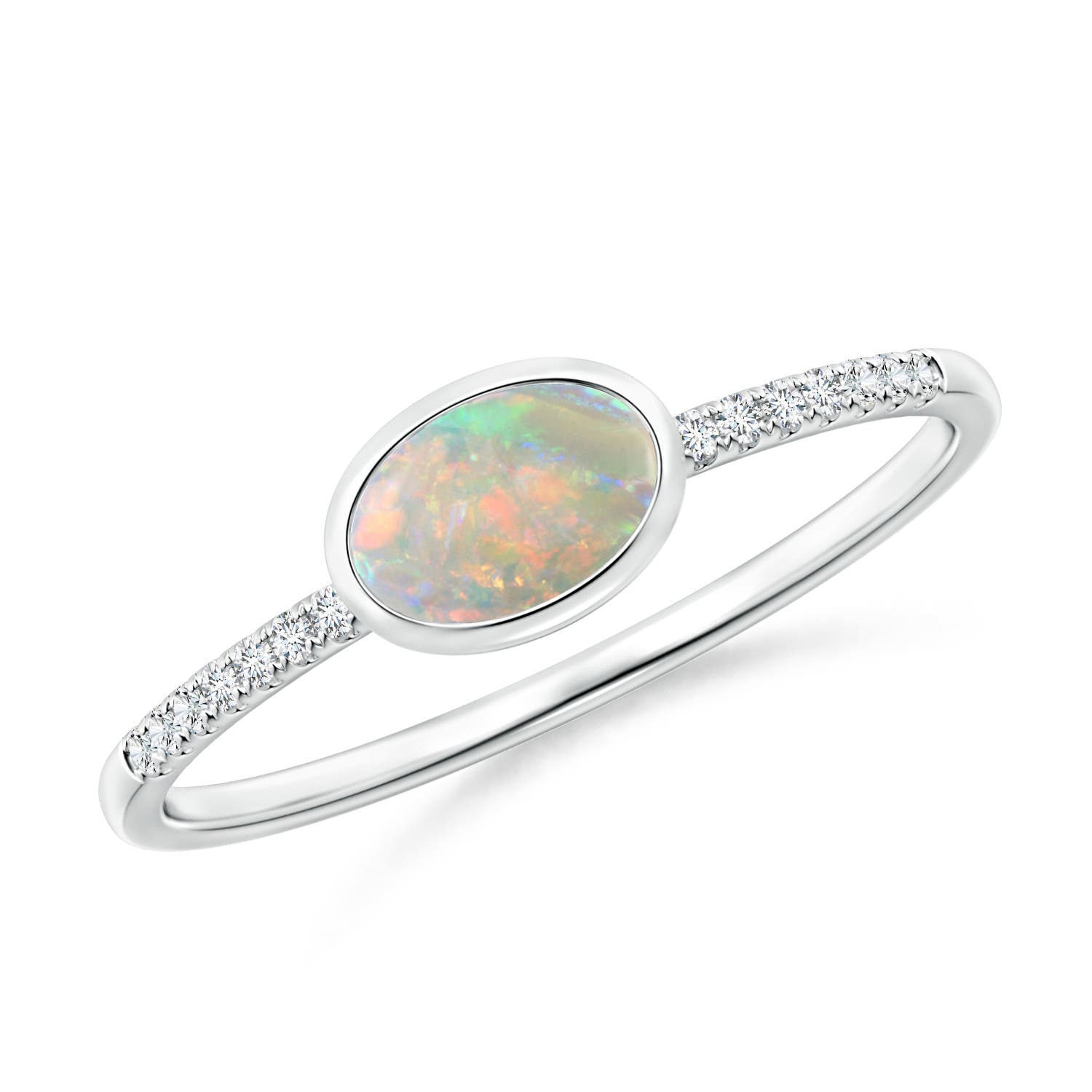 AAAA - Opal / 0.32 CT / 14 KT White Gold