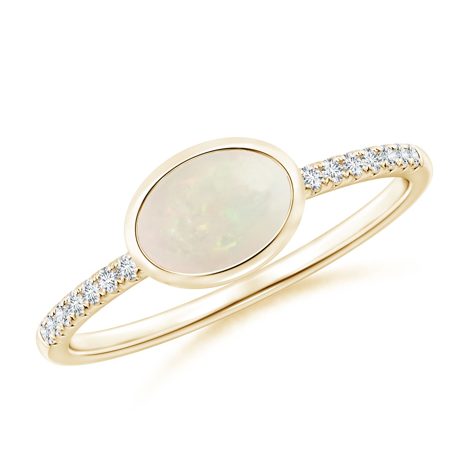 A - Opal / 0.52 CT / 14 KT Yellow Gold