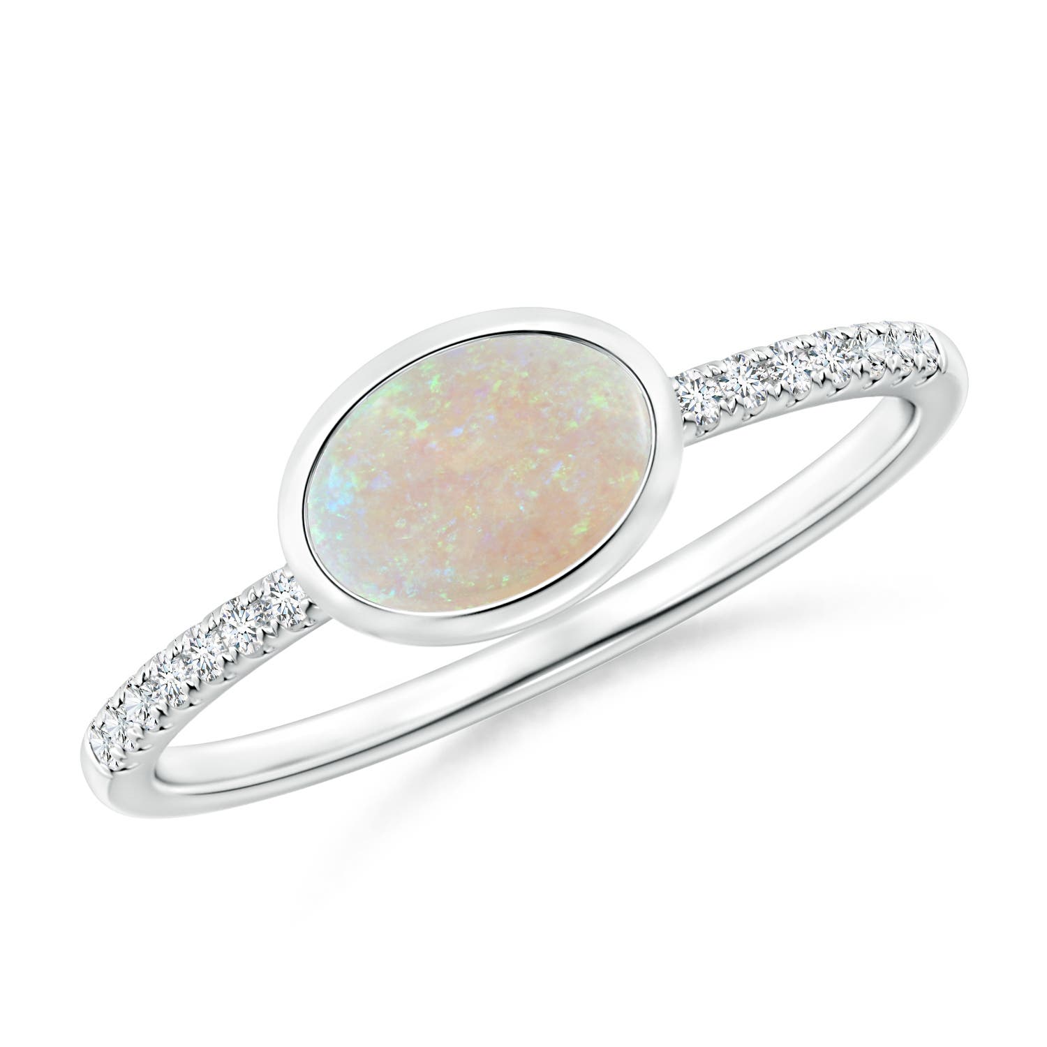 AA - Opal / 0.52 CT / 14 KT White Gold