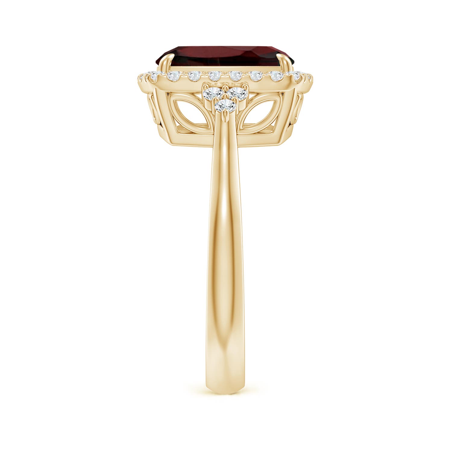 AA - Garnet / 3.7 CT / 14 KT Yellow Gold