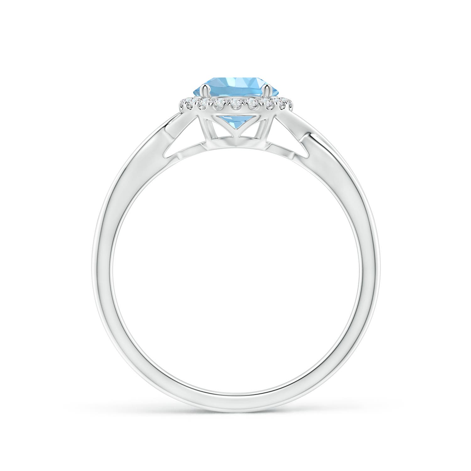 AAAA - Aquamarine / 0.82 CT / 14 KT White Gold