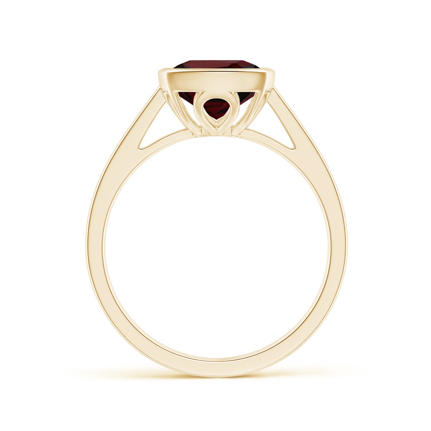 AA - Garnet / 3.35 CT / 14 KT Yellow Gold