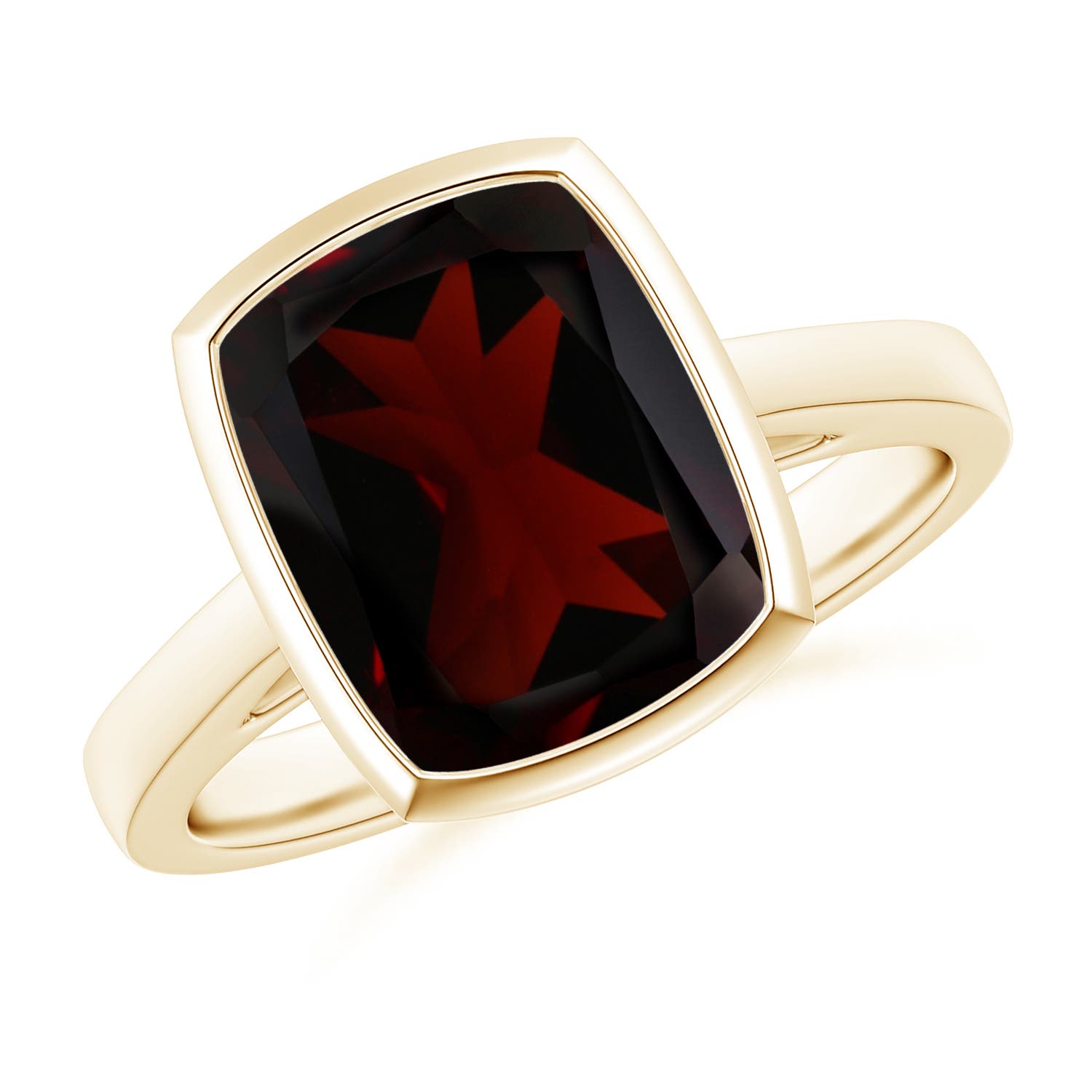 A - Garnet / 4.5 CT / 14 KT Yellow Gold