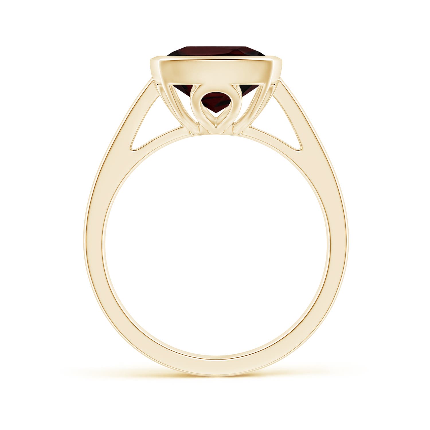 A - Garnet / 4.5 CT / 14 KT Yellow Gold