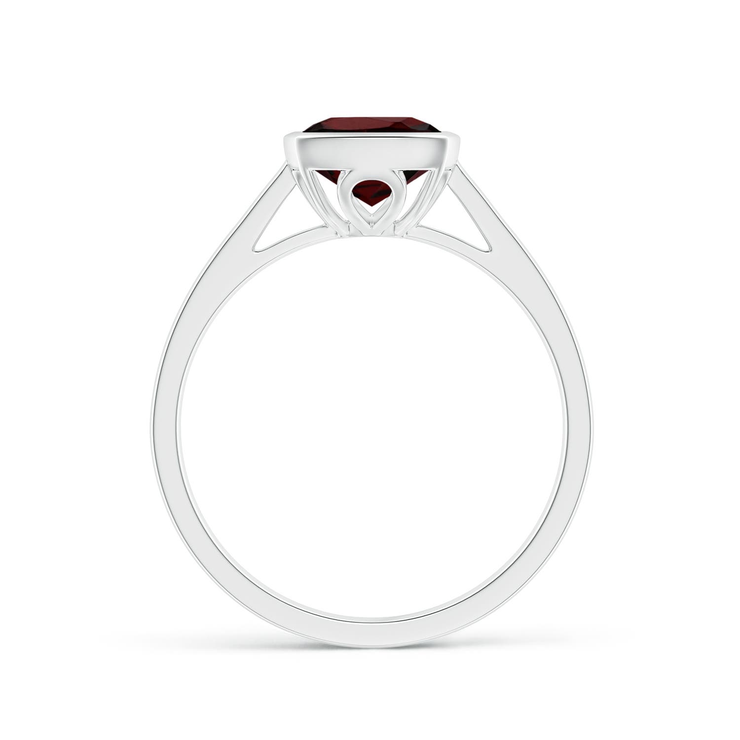 AA - Garnet / 2.9 CT / 14 KT White Gold