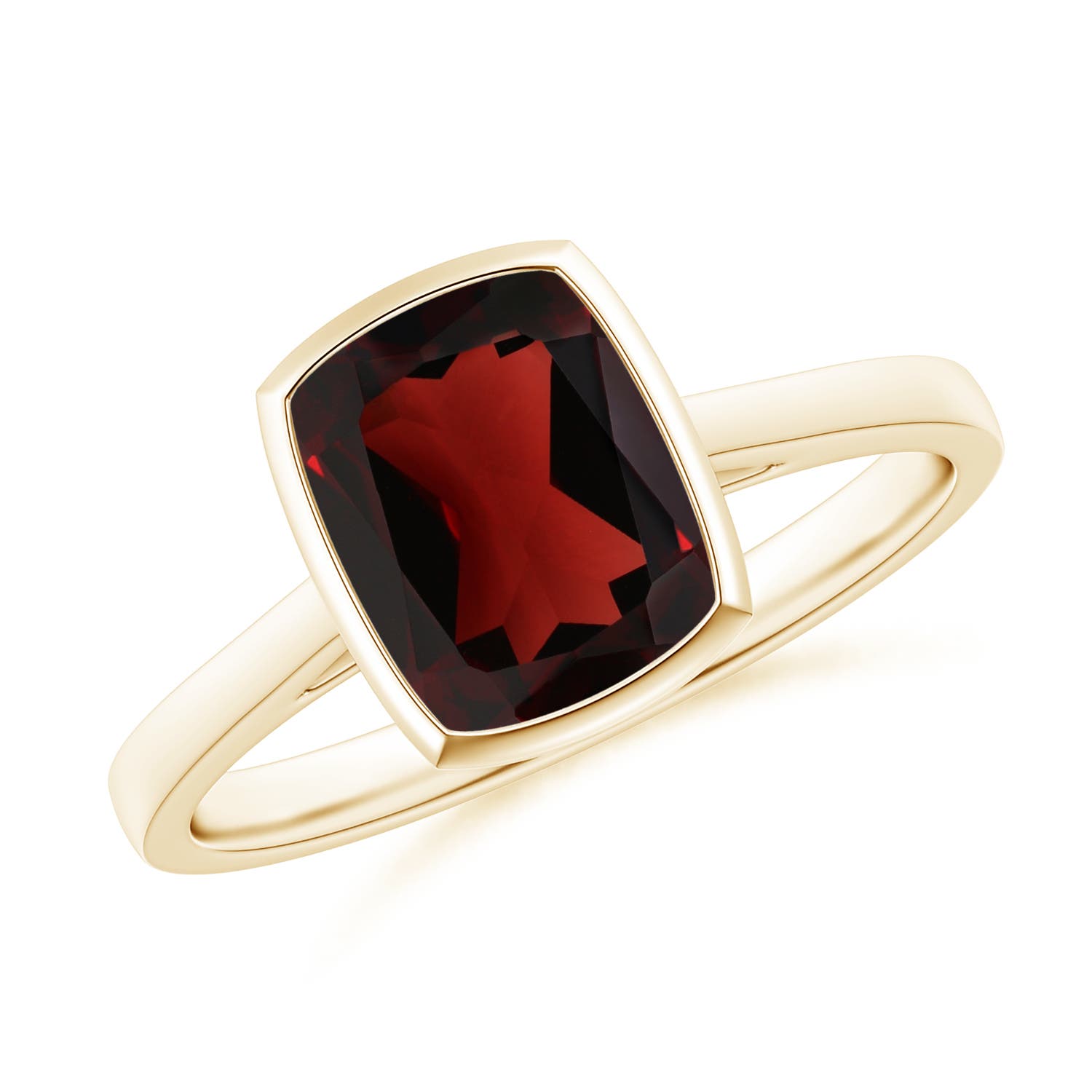 AA - Garnet / 2.9 CT / 14 KT Yellow Gold