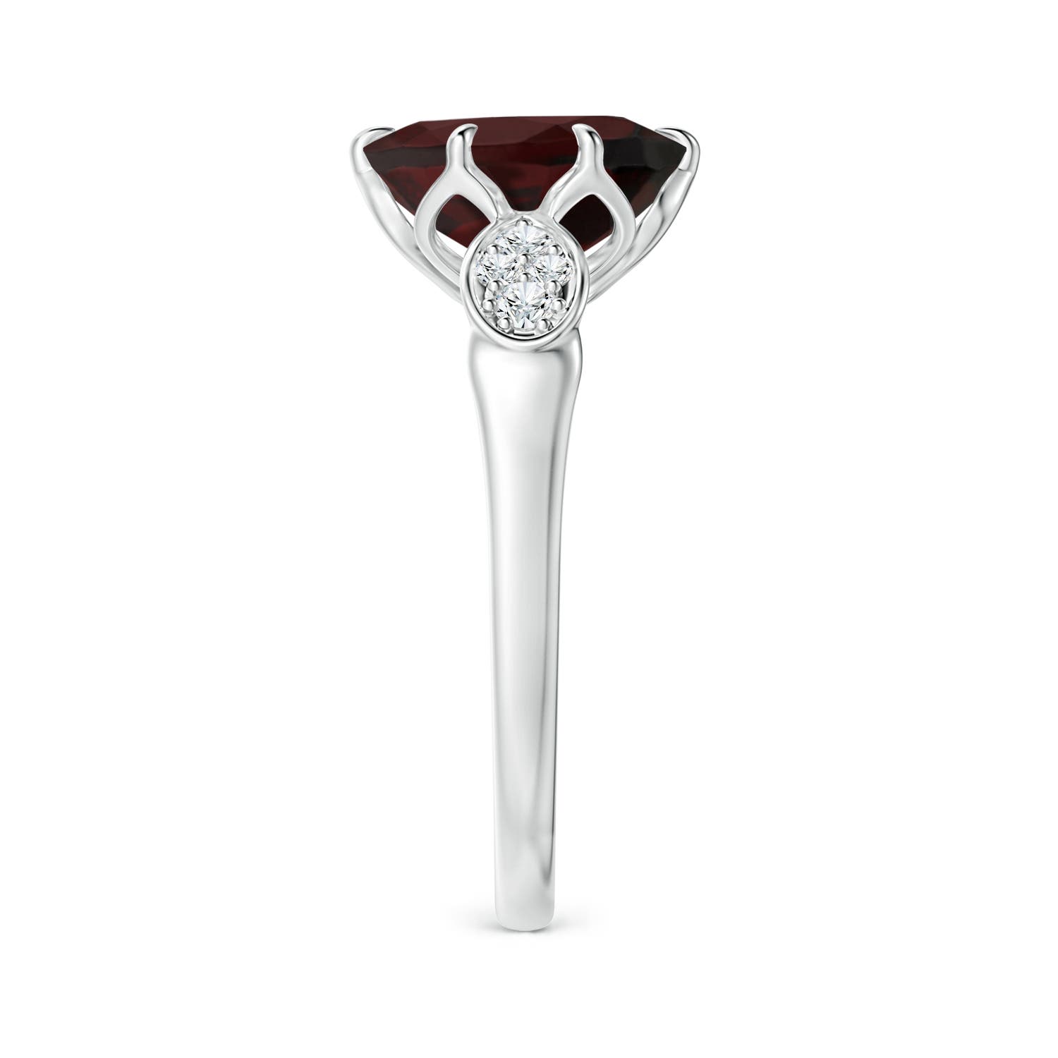 A - Garnet / 3.08 CT / 14 KT White Gold