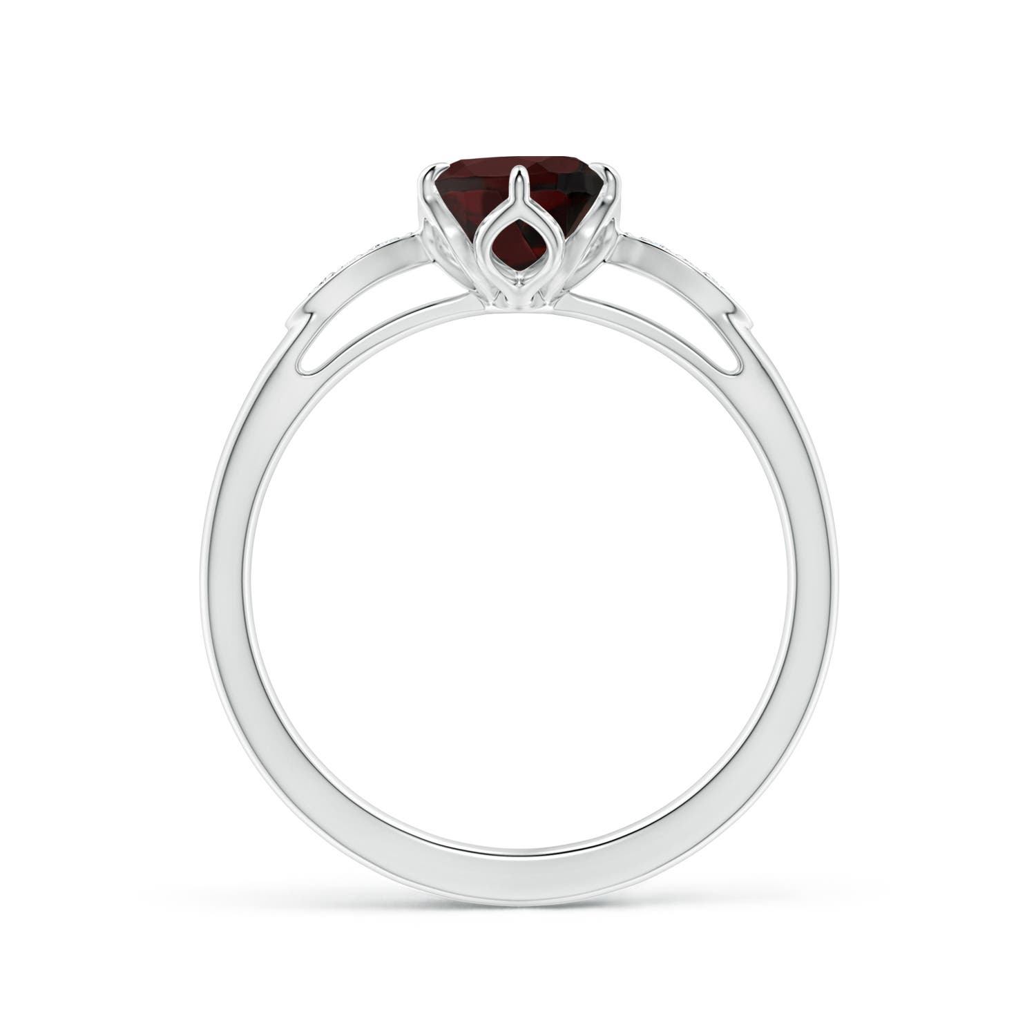 A - Garnet / 1.54 CT / 14 KT White Gold