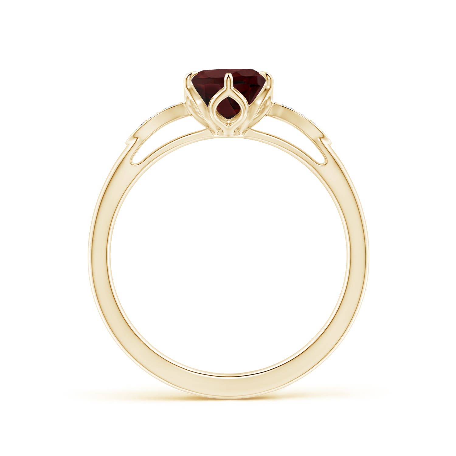 AA - Garnet / 1.54 CT / 14 KT Yellow Gold