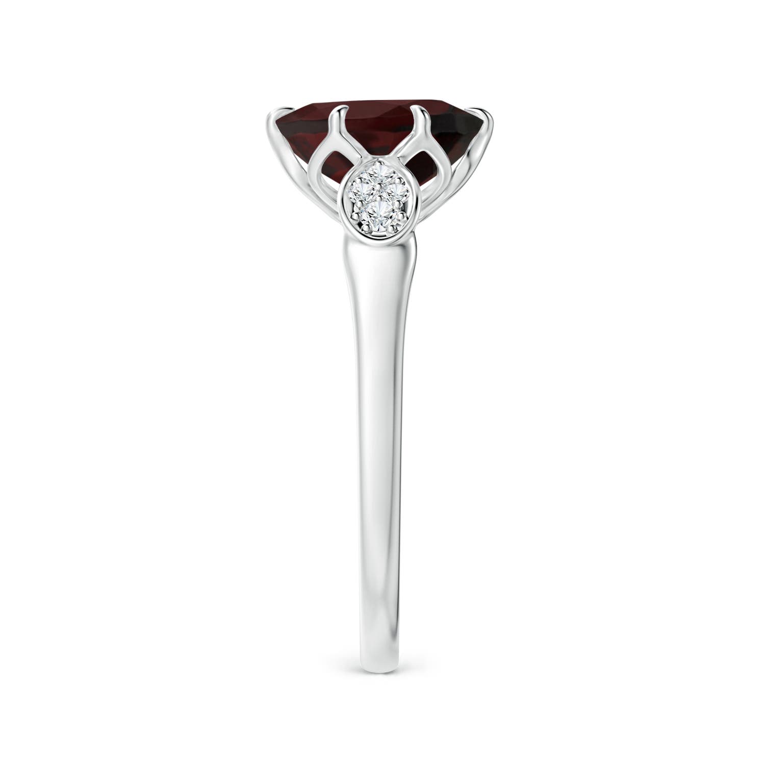 A - Garnet / 2.11 CT / 14 KT White Gold