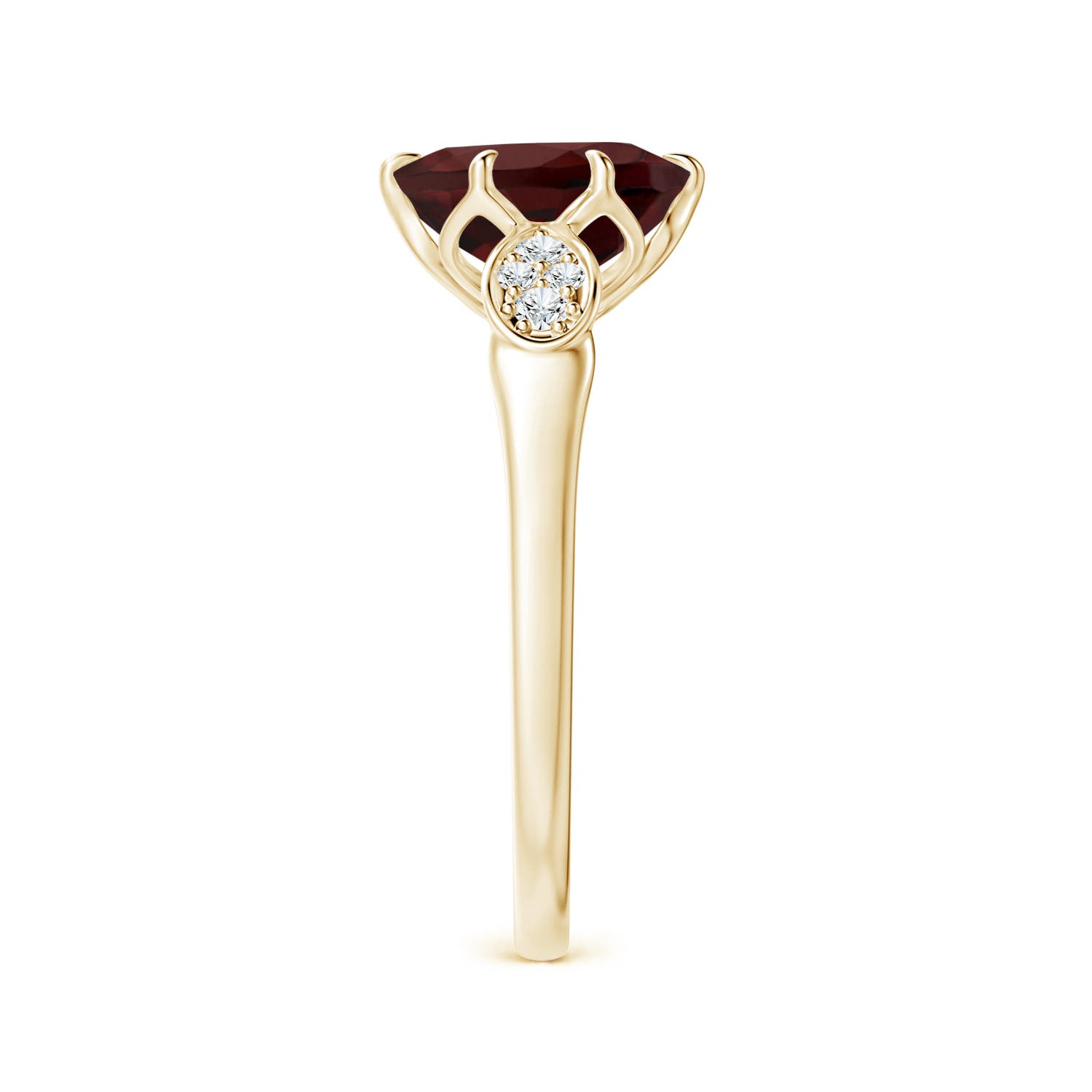 AA - Garnet / 2.11 CT / 14 KT Yellow Gold