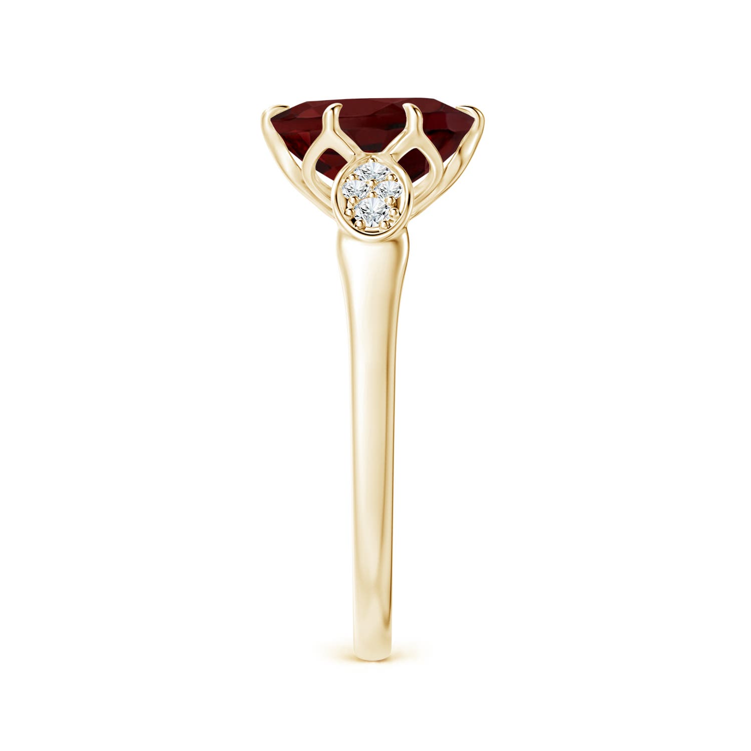 AAA - Garnet / 2.11 CT / 14 KT Yellow Gold