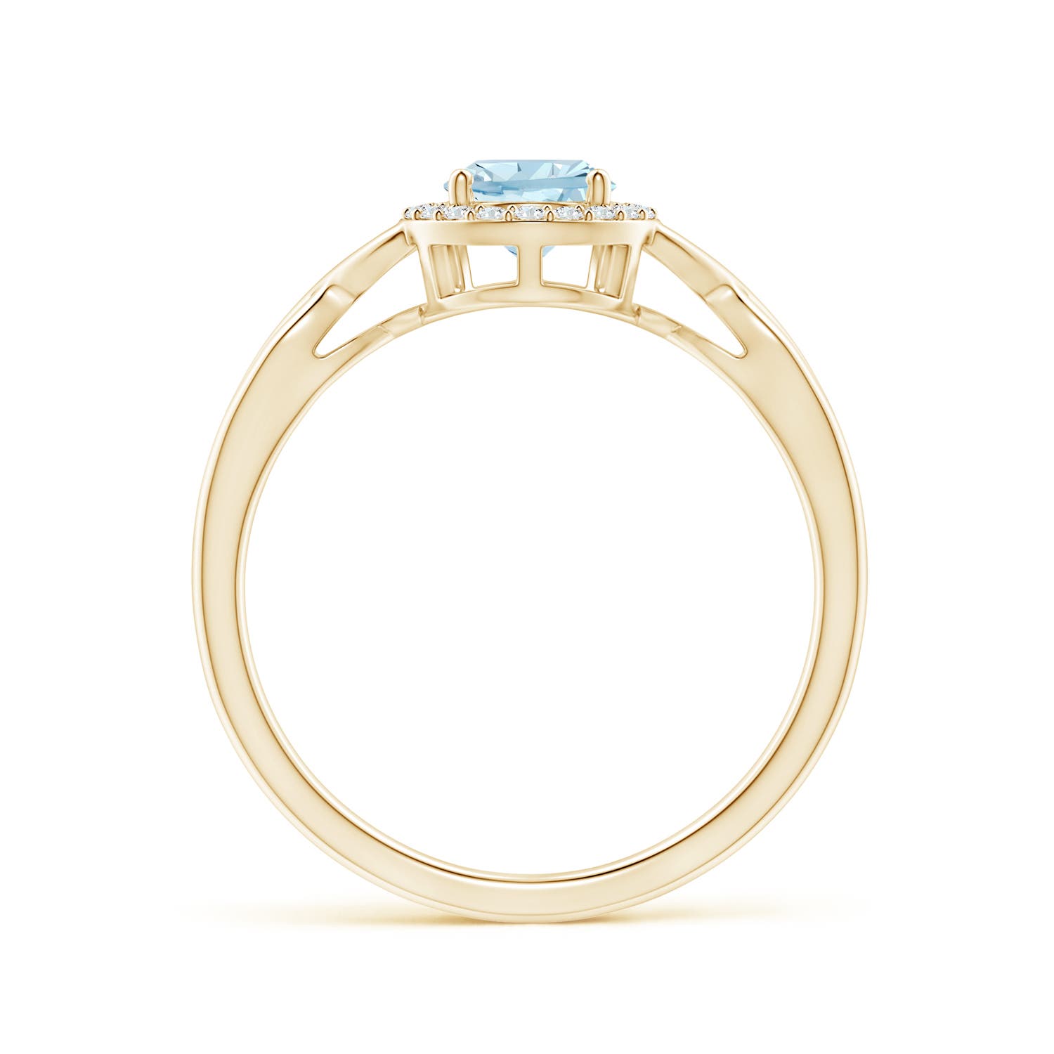 AA - Aquamarine / 0.68 CT / 14 KT Yellow Gold