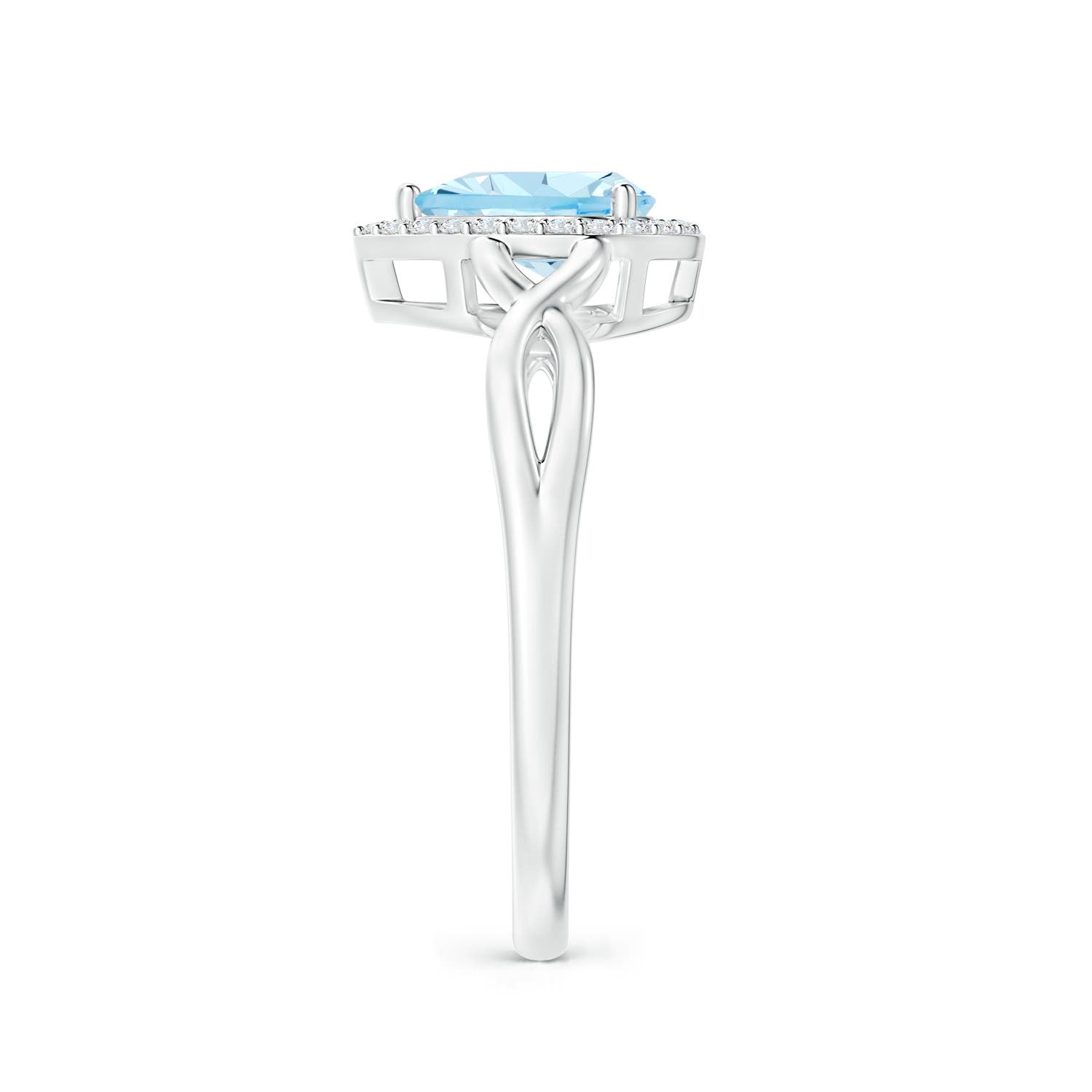 AAA - Aquamarine / 0.68 CT / 14 KT White Gold