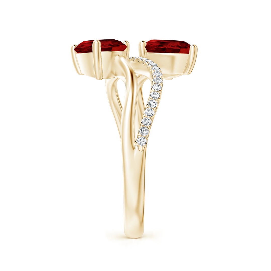 7x5mm AAAA Pear-Shaped Garnet Two-Stone Bypass Ring in Yellow Gold - side 2