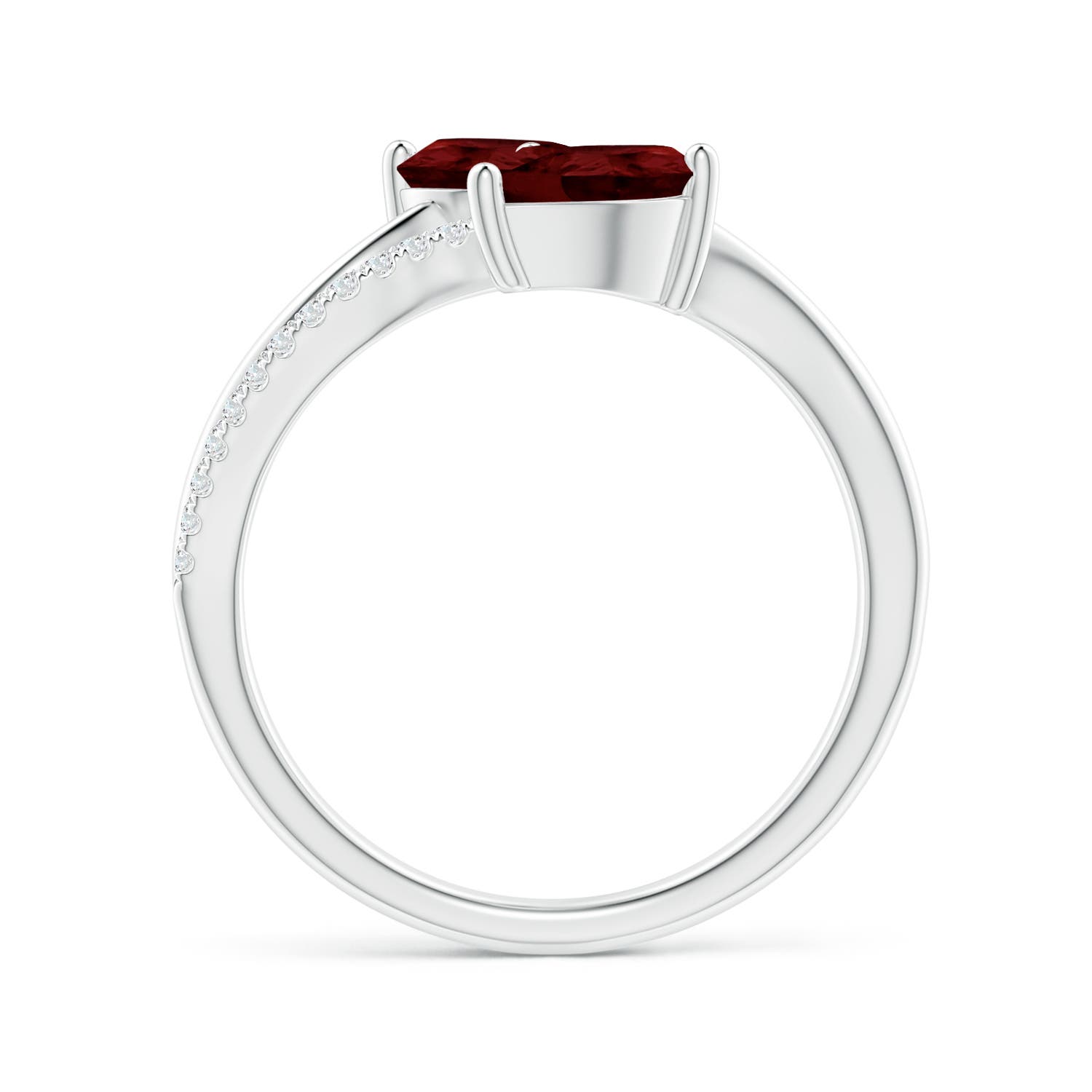 A - Garnet / 2.75 CT / 14 KT White Gold