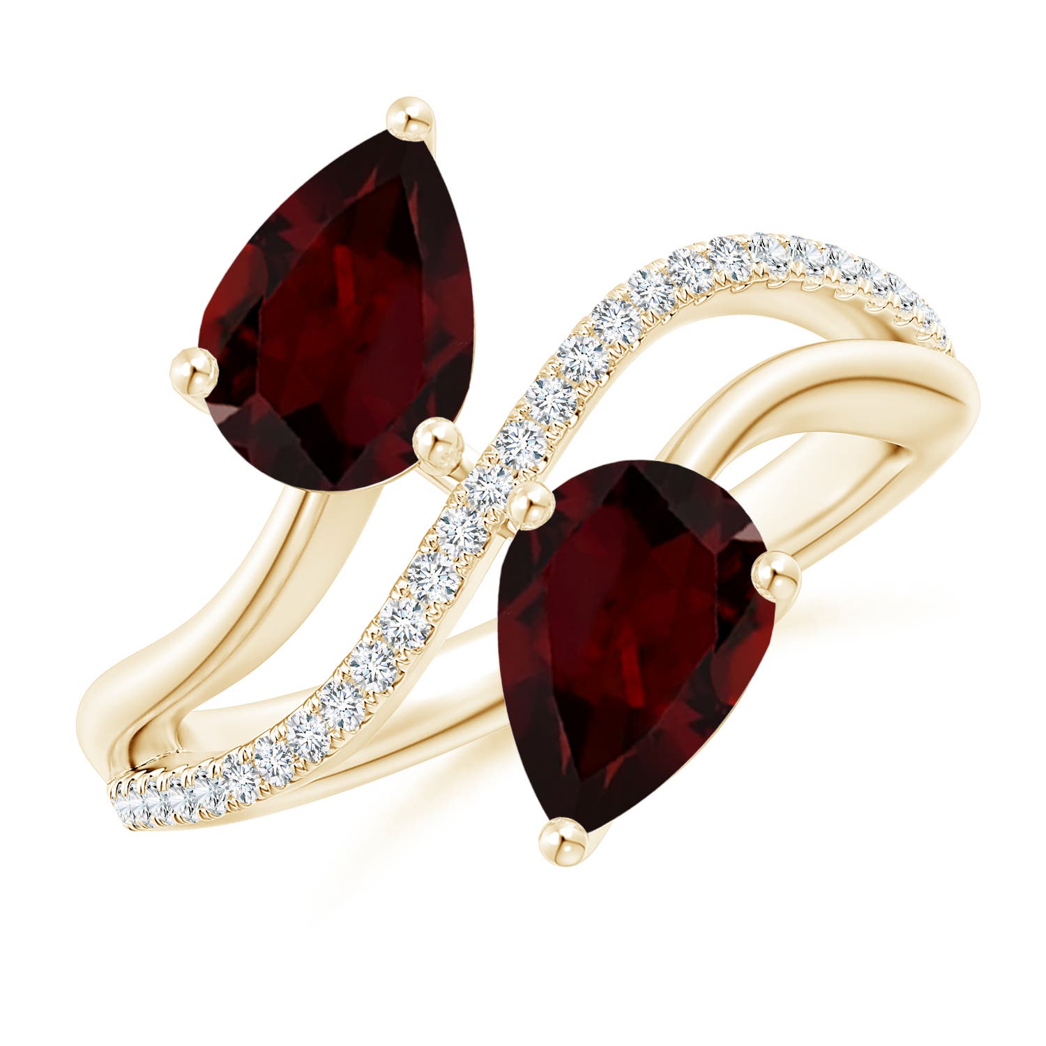 A - Garnet / 3.75 CT / 14 KT Yellow Gold