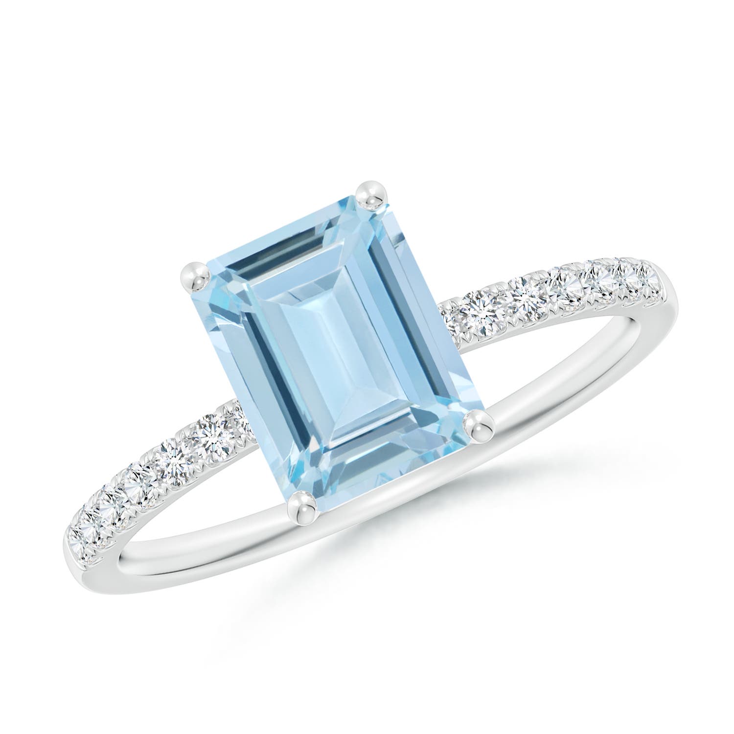 AA - Aquamarine / 1.52 CT / 14 KT White Gold