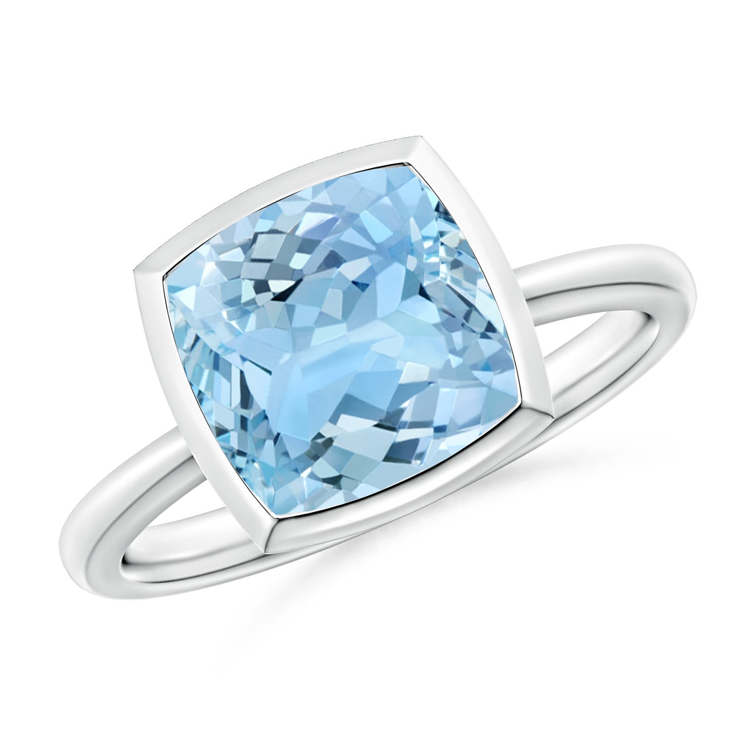 AAAA - Aquamarine / 2.7 CT / 14 KT White Gold