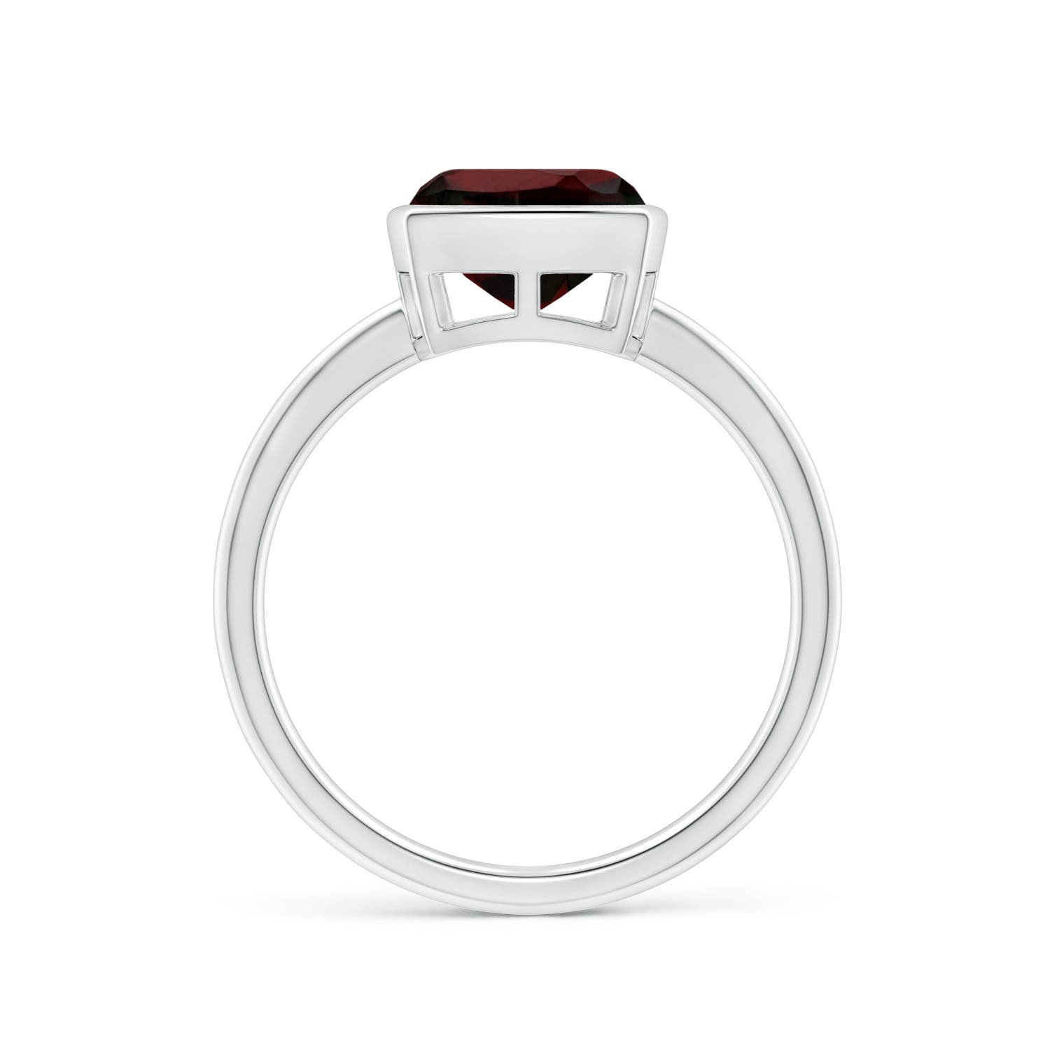 AA - Garnet / 2.5 CT / 14 KT White Gold