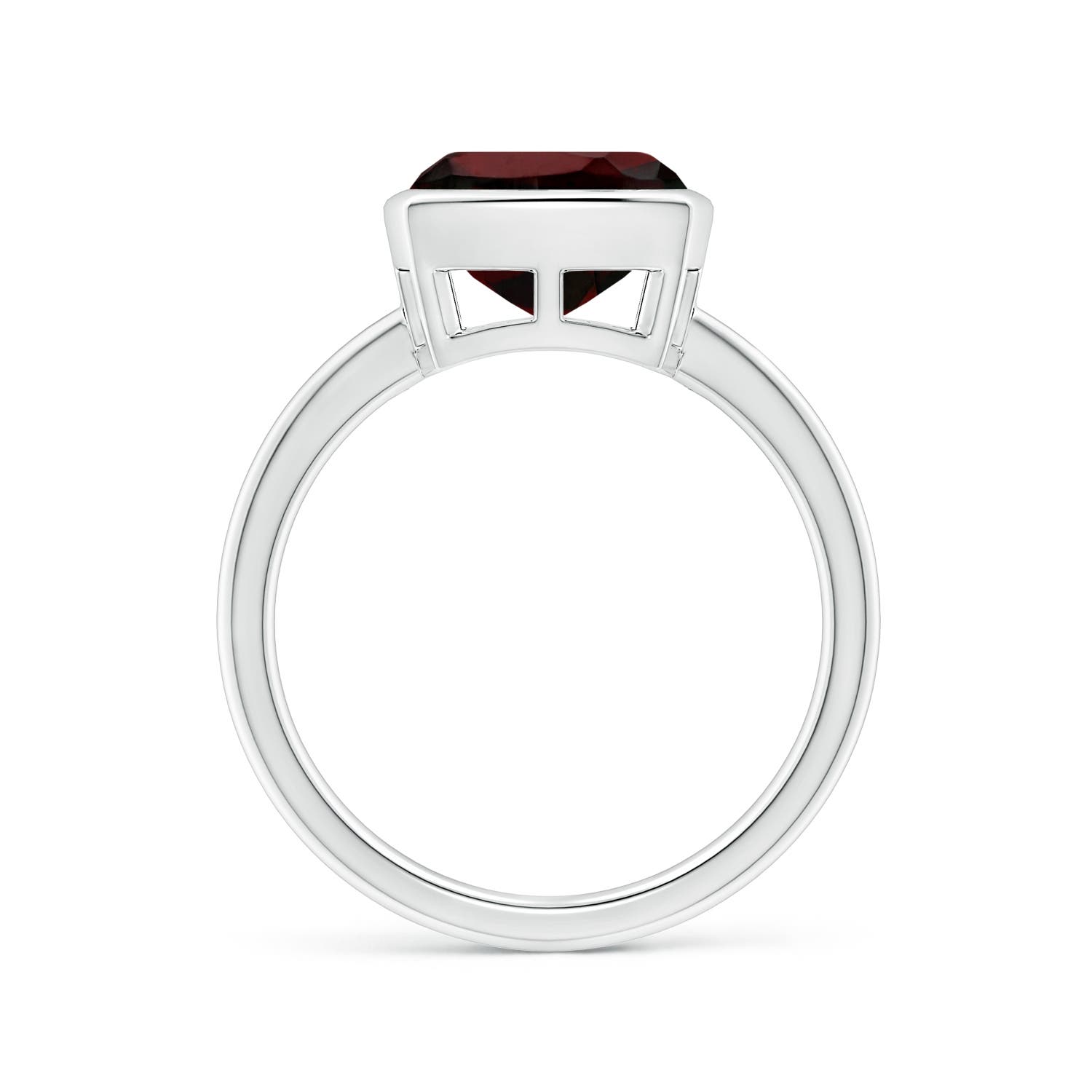 AA - Garnet / 3.6 CT / 14 KT White Gold